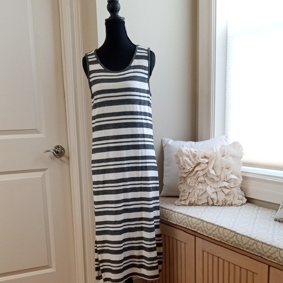 Matty M Black and White Striped Maxi Dress - Picture 4 of 16